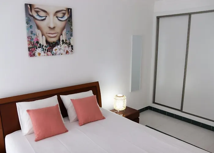 Salgados Mar Апартаменти *